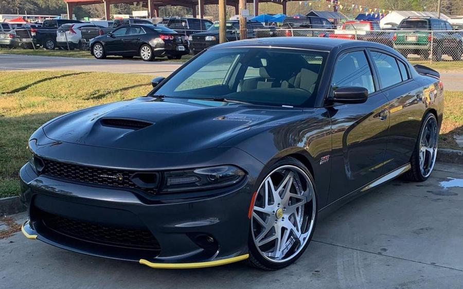 Dodge Challenger SRT Hellcat on Forgiato Wheels (Finestro) '2019